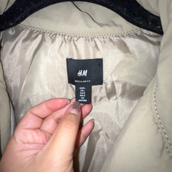 H&M - Mens Regular Fit Faux Shearling Overshirt - Picture 2 of 6